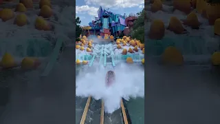 Dudley Do-Right’s Ripsaw Falls is one of the best themed log flumes I’ve seen🪵🌊🎡