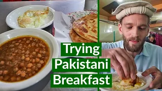 Pakistanis Eat THIS For Breakfast 😋 (Nashta Market Food Tour)