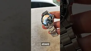 Un #rolex fake? (potete confermarlo nei commenti?) non credo esistano #submariner a carica manuale