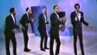 The Temptations - (I Know) I'm Losing You (The Smothers Brothers - Dec 17, 1967)