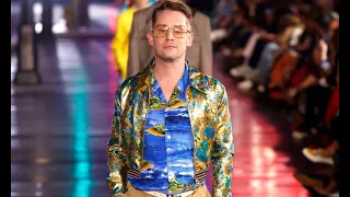 See new dad Macaulay Culkin walk in Gucci’s star studded runway show