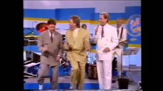 Supertrion m/ Sten & Stanley - Börja om från början & Medley , Live i  "Hallå Sverige" (1990)