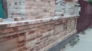 Восстановление разрушенной кирпичной стены