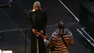 Fugees - Intro and "Vocab" (Live in Brooklyn)