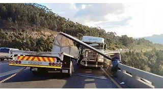 Trucks blown over by Black South Easter - Western Cape