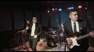 Foot loose (clip) - Infinity Band PH Cover