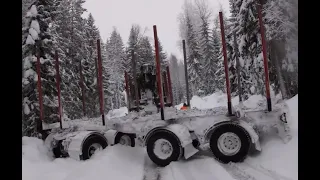 Лесовозы VOLVO в снег опять не едут.