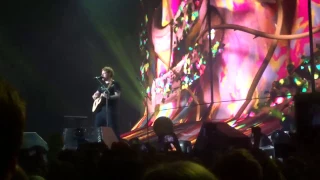 Ed Sheeran - Shape of you live in Paris