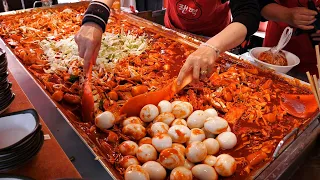 Made from a giant iron plate! Delicious Korean tteokbokki. TOP 3 / korean street food