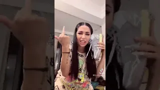 Maria becerra Nuevo Tik Tok de "Ojala" Challenge