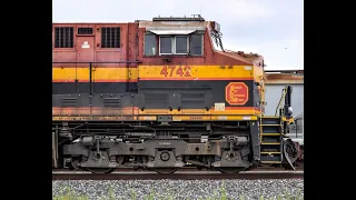 CPKC 4742 waits on UP 7355 (Englewood)