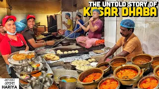 106-Yr-Old Amritsari Indian Street Food | Best Lacha Paratha, Dal Fry, Palak Paneer Desi Ghee Loaded