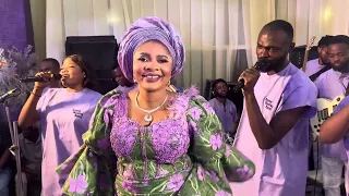 QUEEN MADIVA LIVE BAND SHINES AT SHEBABY’S WEDDING RECEPTION IN LAGOS