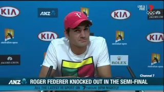 Roger Federer loses it at a reporter