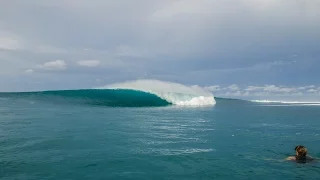 Left or Right? Pumping Mentawai Barrels!