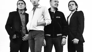 Arctic Monkeys - Feels Like We Only Go Backwards (Tame Impala Cover) HQ Audio