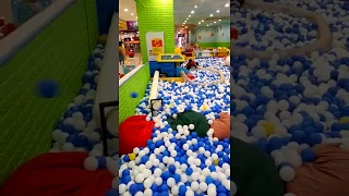 BETTPLAY BALL WASH MACHINE INDOOR PLAYGROUND