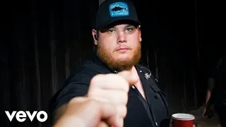 Luke Combs - Lovin' On You