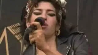 Amy Winehouse (live) Your Wondering Now