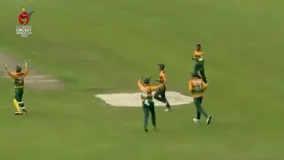 Crickter Muhammad Irfan Khan Niazi good catch