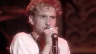 Jerry Cantrell: "Layne Staley Is One of the Greatest Singers In Rock & Roll History"