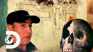 How Did This Egyptian Tomb Avoid Grave Robbers? | Blowing Up History