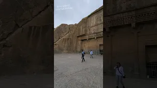 Соскребли устройство связи с божеством: гробницы Персеполя, Иран
