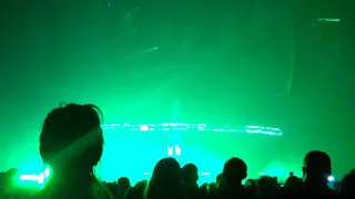 Muse - Intro Algorithm (Alt. version) & Pressure - Philadelphia - 04/17/2019