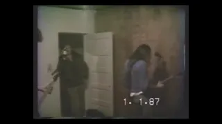 Nirvana   About A Girl (1987 Early Rehearsals)