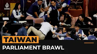 Scenes of chaos as Taiwan parliament brawl escalates into the night | Al Jazeera Newsfeed