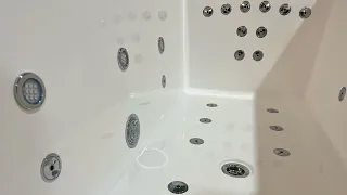 36 Jet Whirlpool Bath