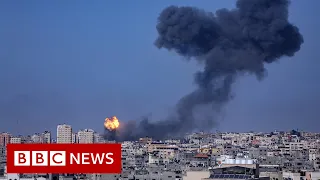 Fears of war as Israel-Gaza violence escalates - BBC News
