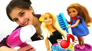 МиМиЛэнд: Куклы Барби делают прически. Игры для девочек.