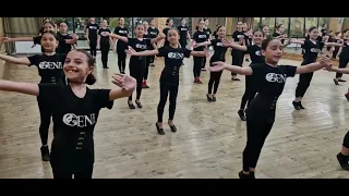 Ensemble Geni / გენი - ქართული. მესამე კურსის გოგონები.