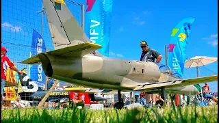 HUGE RC L-39 ALBATROS SCALE MODEL TURBINE JET FLIGHT DEMONSTRATION