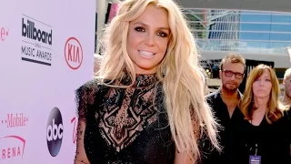 Britney Spears - 2016 Billboard Music Awards (Magenta Carpet)