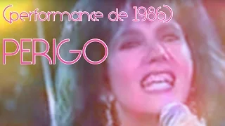 ZIZI POSSI CANTA "PERIGO" EM 1986