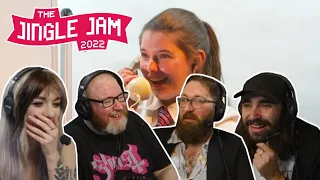Simon, Tom, Harry and Gee watch Sarah's TikToks | Yogscast Jingle Jam 2022