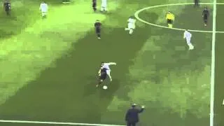 Angel Di Maria's no touch dribbling is insane, he splits Isco during Real vs PSG game