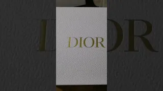 Unboxing Dior Beauty Holiday Box Free Gifts #dior #dioraddict #diorbeauty #unboxing #asmr #cd