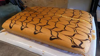 giant cheese jiggly cake, tiger cake - korean street food