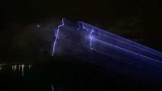 Лазерная голограмма в небе laser Hologram шт the sky