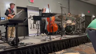 The Alex Upton Quartet Live @ The DoubleTree in Jackson, TN -- "SONG FOR BILBAO"