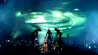 Rihanna Live en Rock in Rio Madrid 2010 -  Disturbia