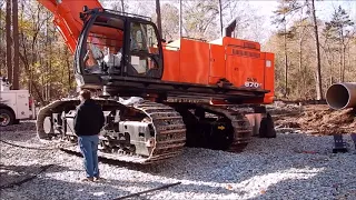 Assembling A Brand New Hitachi 870 Excavator!