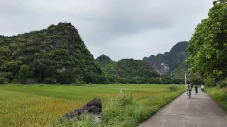 Cycling Ninh Binh’s Scenic Routes and Visiting Hoa Lu in Vietnam