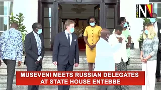 Museveni meets Russian delegates at State House Entebbe
