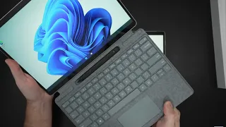 Microsoft Surface Pro 8 Unboxing