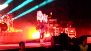 Avril Lavigne - What The Hell Live Monterrey Mexico 13-05-2014