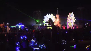 Burning Man 2014 : Cruising around some sound camps